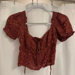 Puff-sleeve crop top